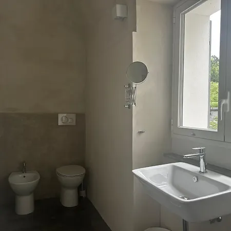 בית חווה La Torre Granaia *