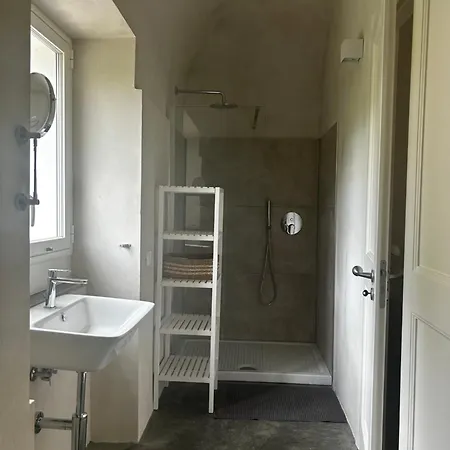 בית חווה La Torre Granaia סראוואלה סקריביה